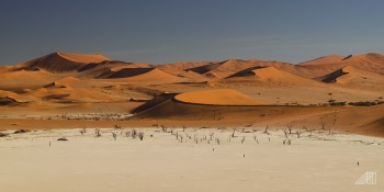 sossusvlei dunes namibia photography roaming ralph